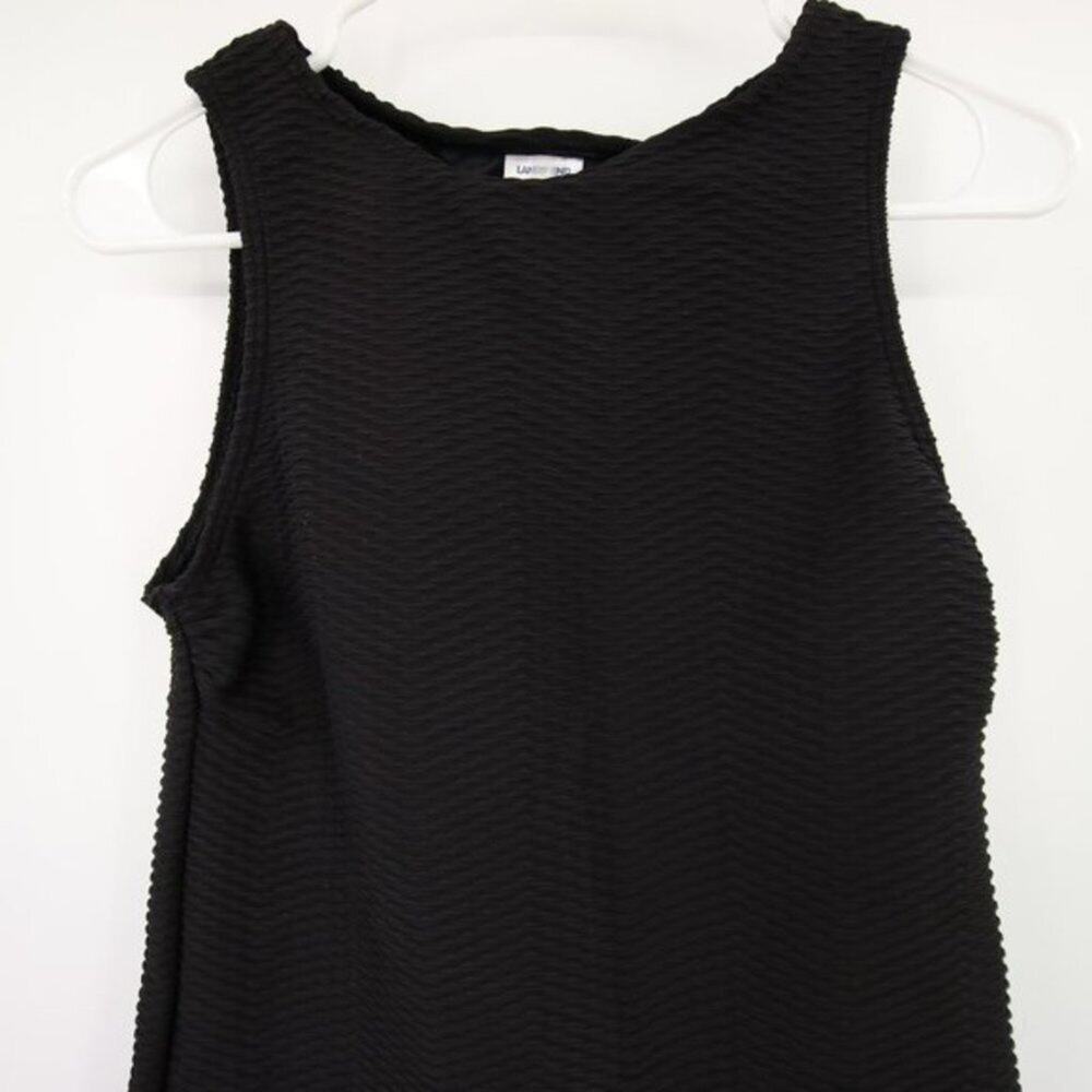 Lands End Tankini Top Size 4 Black Textured Sleeveless with Built-in Bra - Picture 2 of 7